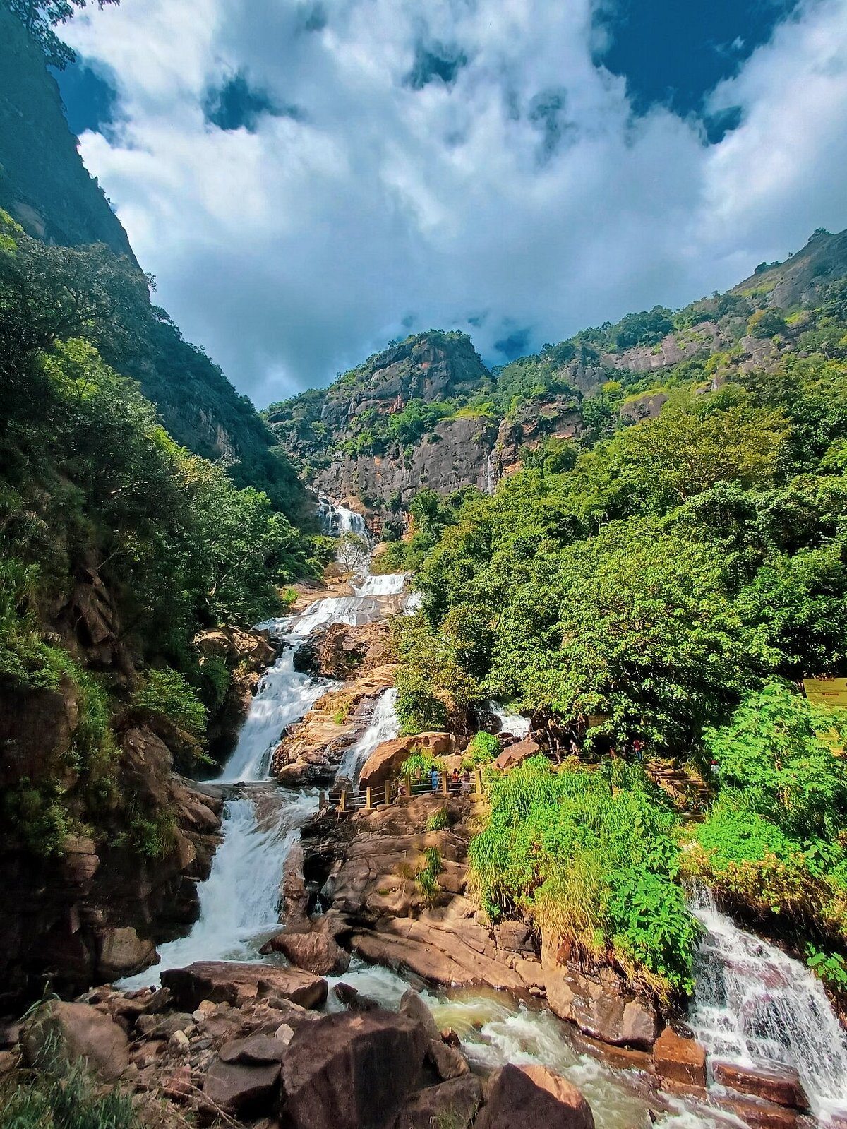 Ravana Falls & Ella Trails